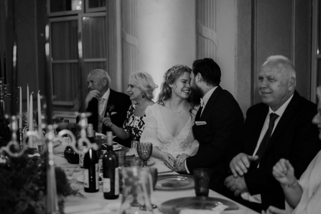 zachytenie emotívneho momentu na svadbe, svadobný fotograf východné slovensko